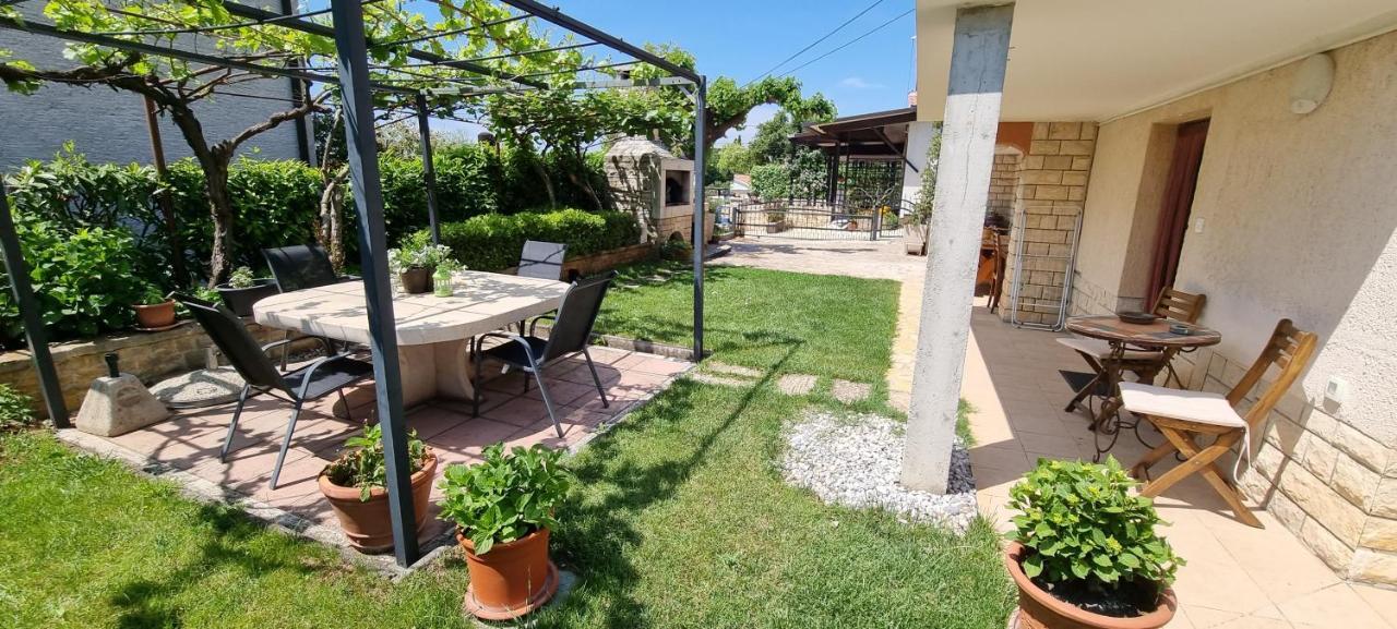 App Maria 1 Apartamento Zambratija  Exterior foto